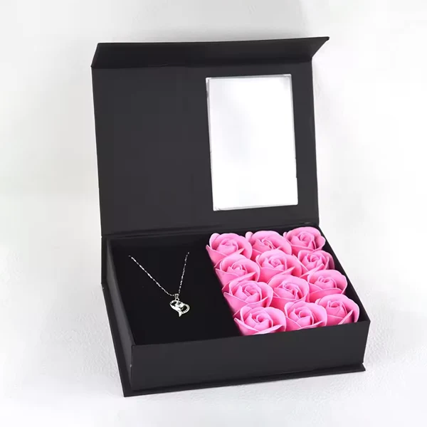 custom luxury boxes insert