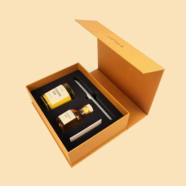 Rigid Box With Insert